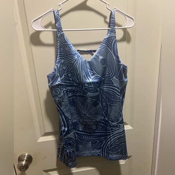 Serra floral tank - Picture 3 of 7